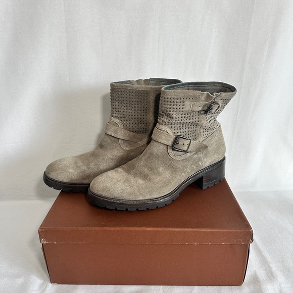 Coach Gates Studded Moto Boot - Women’s Size 10 - Picture 1 of 10